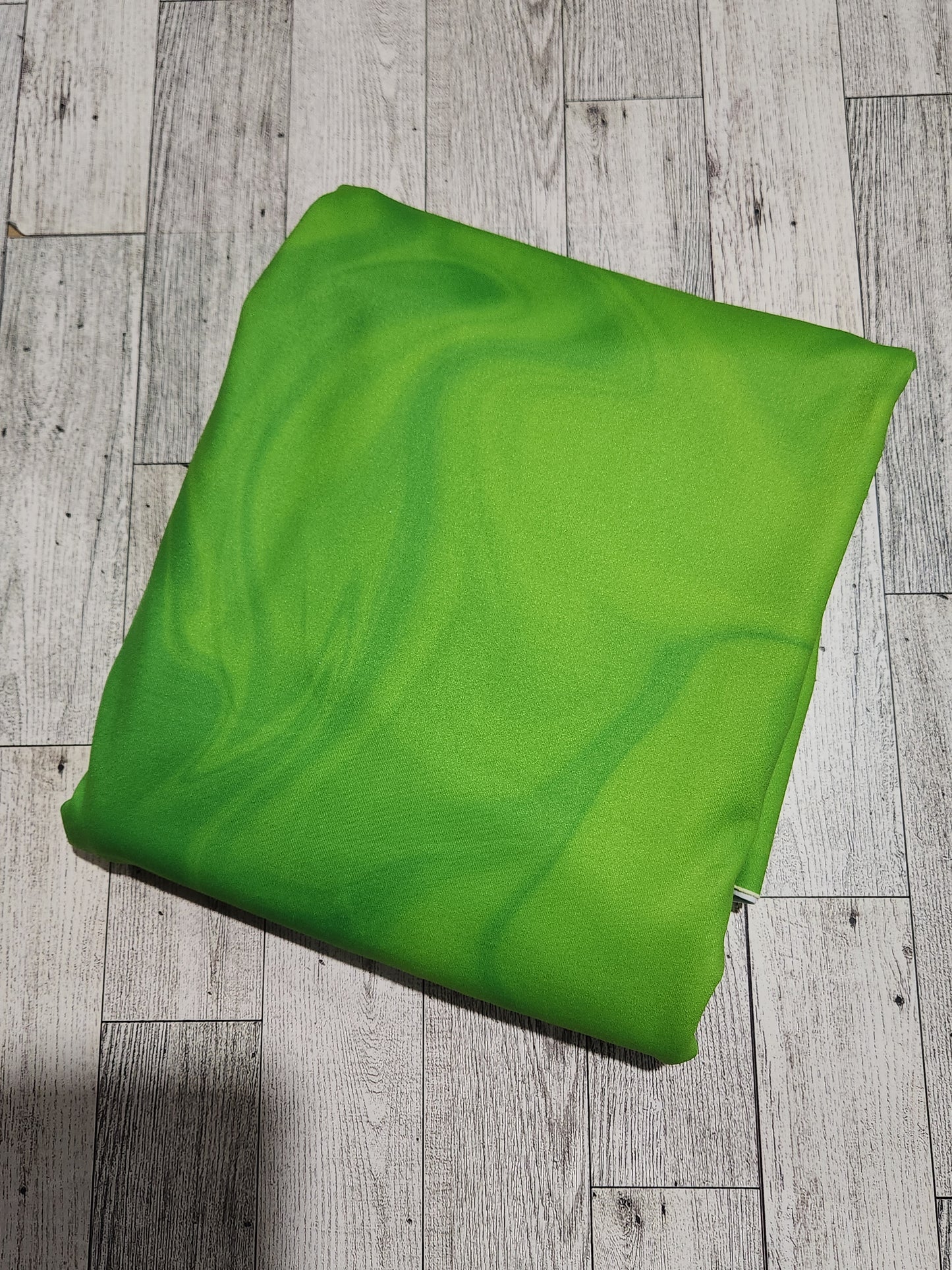 RETAIL Athletic Knit Liquid Ombre Limewire Adult Set