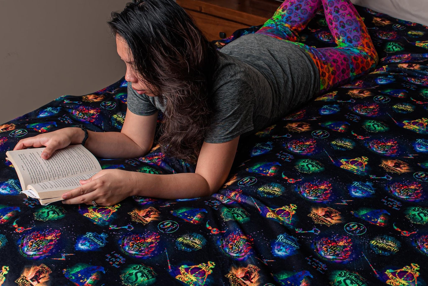 PREORDER Wizard World Blanket Topper