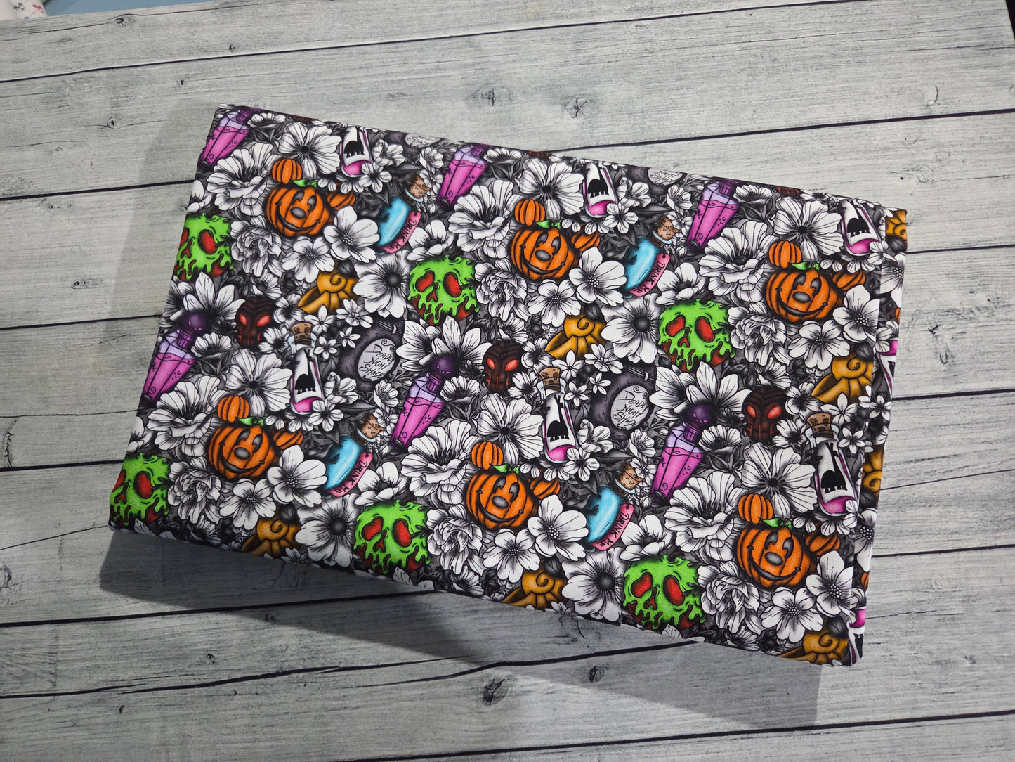 RETAIL Canvas Heavy Poisonous Villains