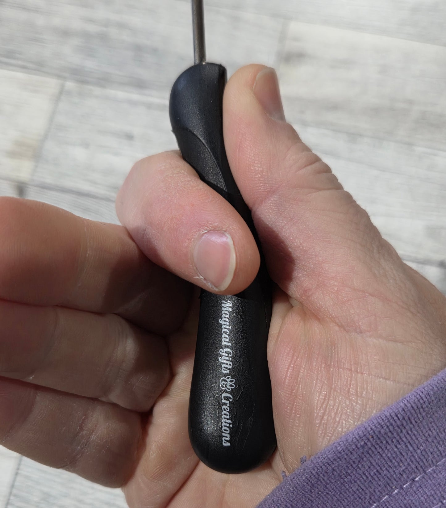 Ergonomic Seam Ripper